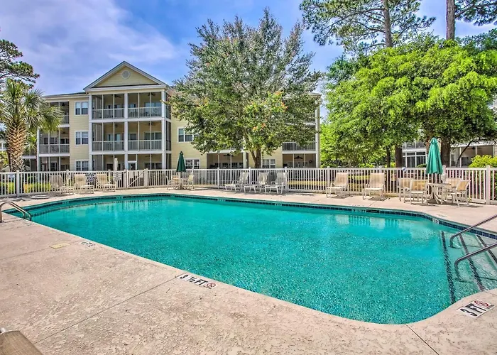 Sunny Coastal Condo About 1 Mi To N Myrtle Beach!